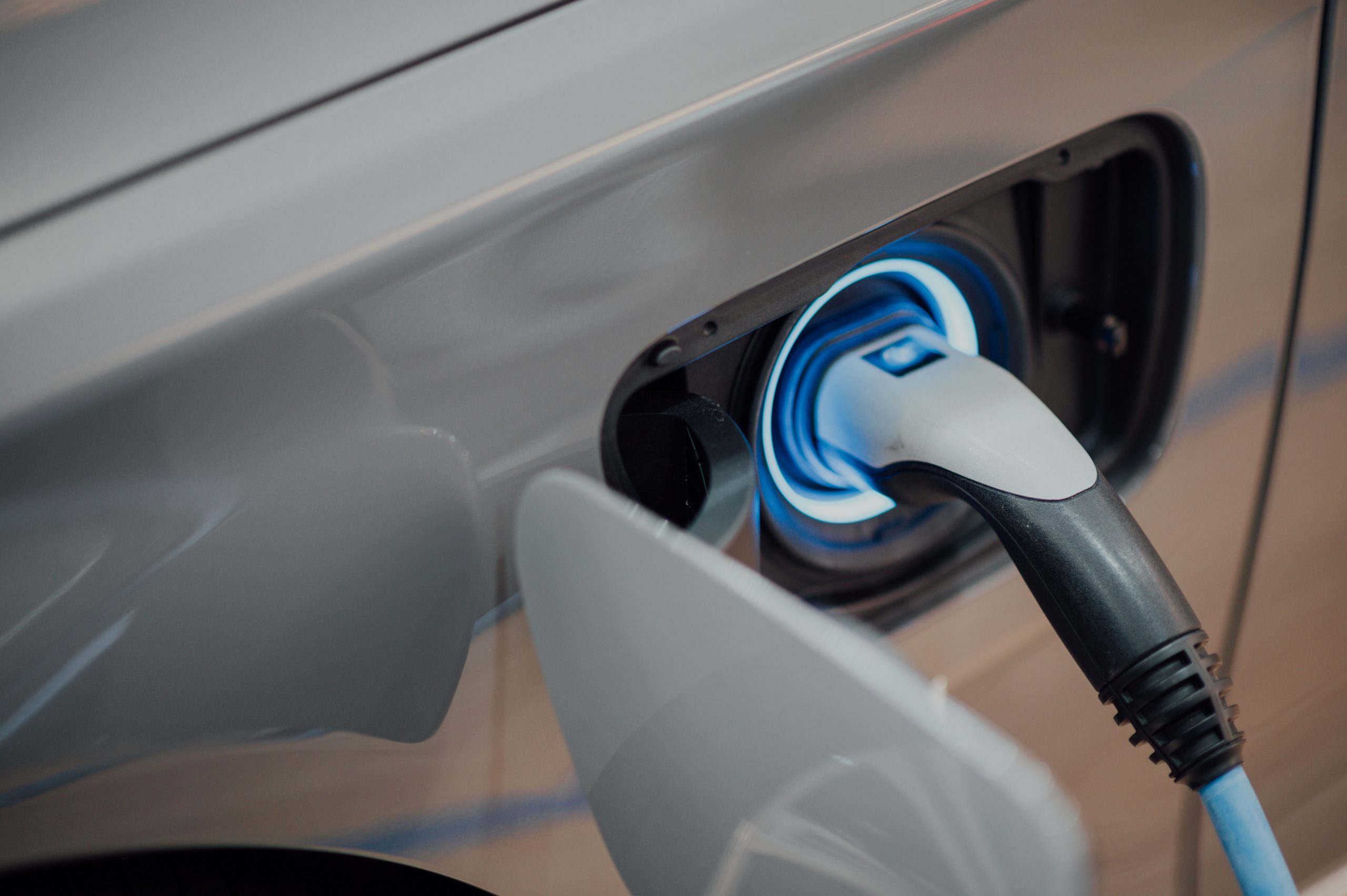 Arranca el PERTE del vehículo eléctrico y conectado con 3.000 millones, así puedes optar a las ayudas
