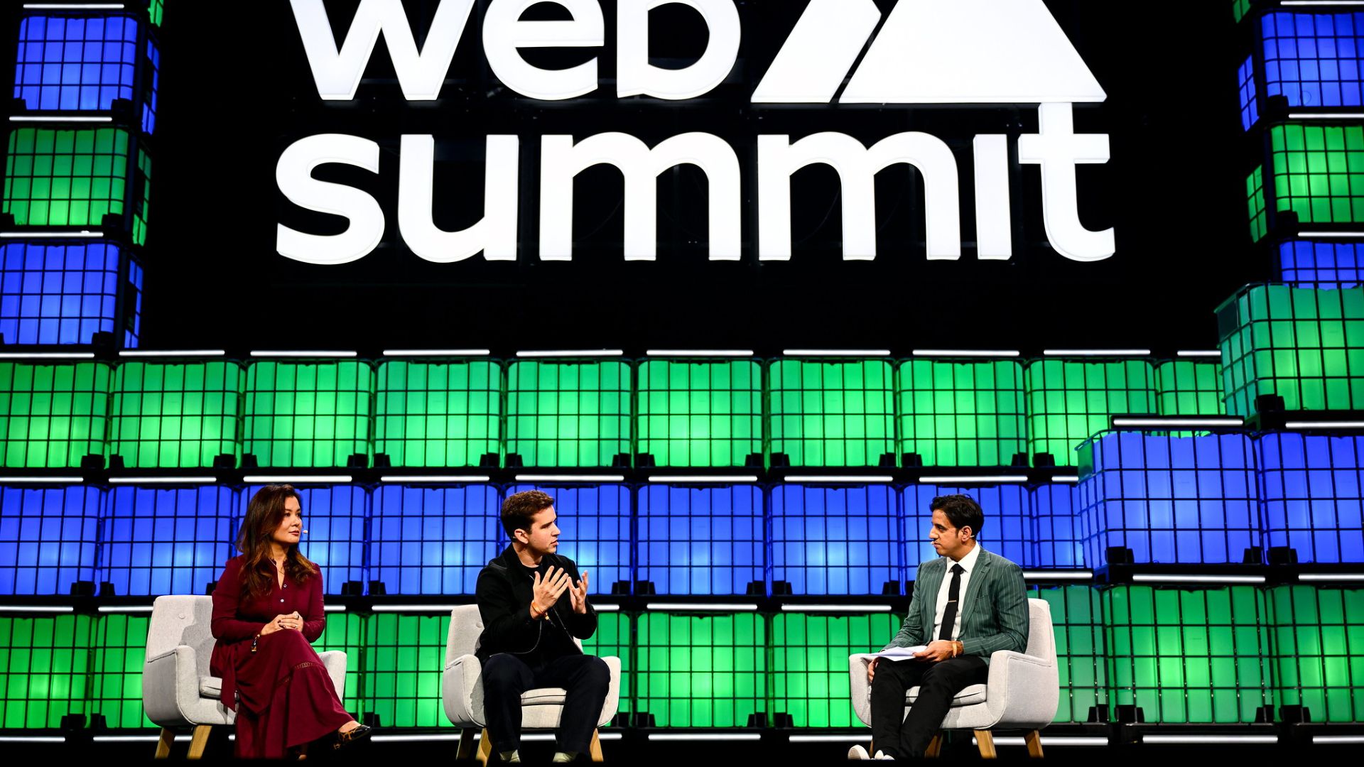 El capital de riesgo, implacable en el Web Sumit 2025: la IA decantará la ‘darwiniana’ selección natural de miles de startups