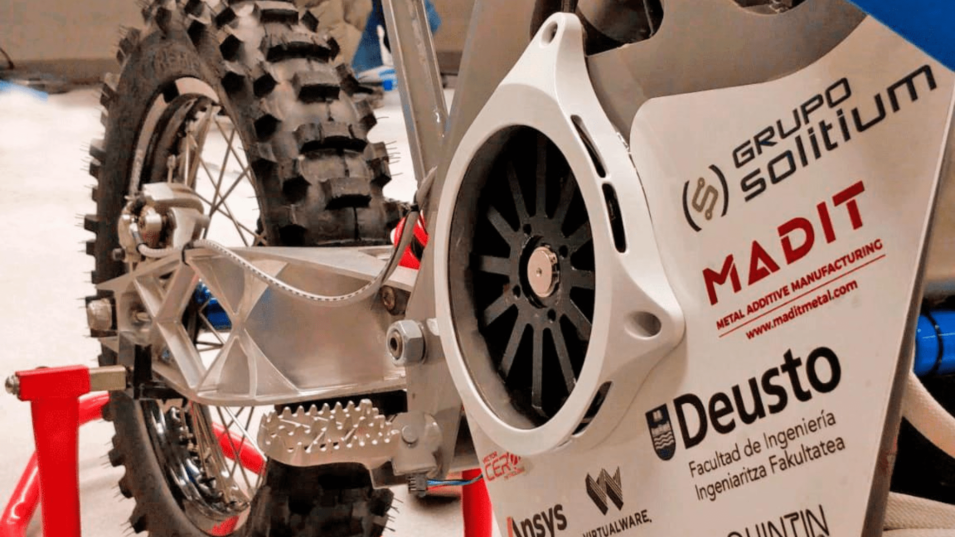 Impresión 3D para mejorar la velocidad en una moto eléctrica y poder consolidar el diseño de drones comerciales￼