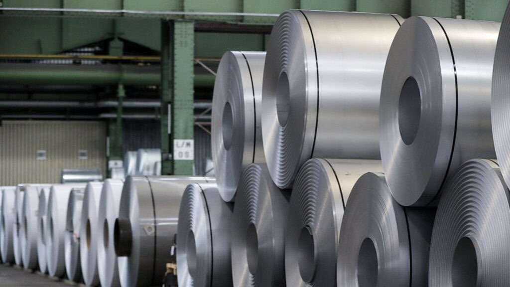 La industria siderúrgica repiensa su cadena de suministro a golpe de código y apuesta por un acero verde libre de fósiles